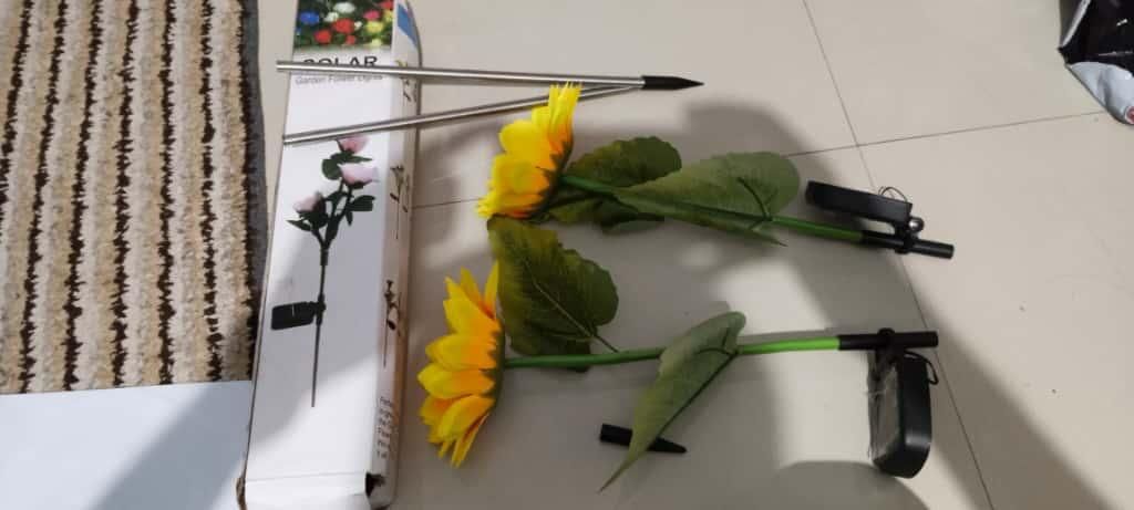 LED Solar Sunflower Light for Home Decorative Waterproof (Pack of 1)